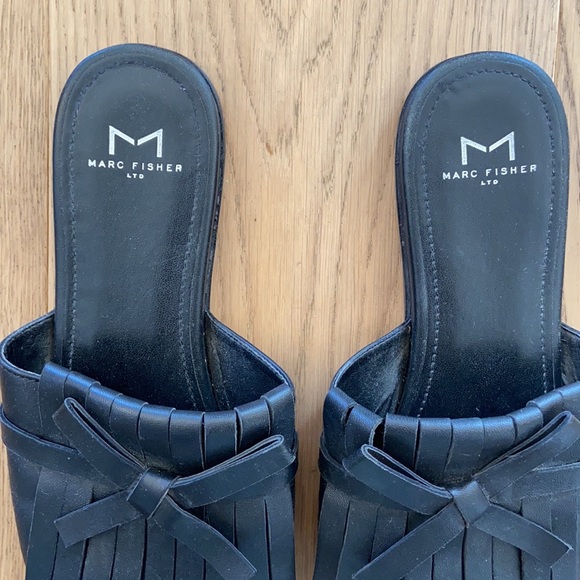 Marc Fisher Whitley Kiltie Fringe Slide Sandals - Picture 6 of 12